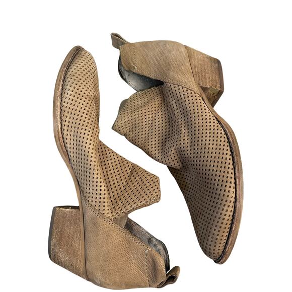 DOLCE VITA Women's Sonya Perforated Split Shaft Bootie Size 7 In Brown - Picture 2 of 8